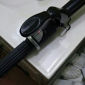 Babyliss porcelain ceramic curling iron